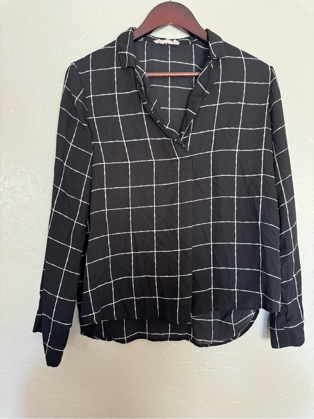 Black Windowpane V-Neck Long-Sleeve Blouse